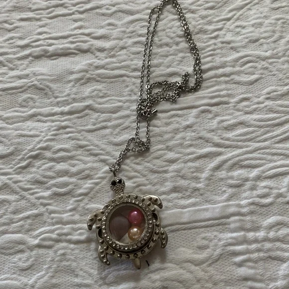 SEA TURTLE NECKLACE WITH PEARLS:SHELLS FASHION JEWELRY 16” - Picture 4 of 4